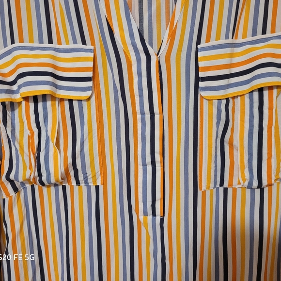 4X - Striped Blouse with buttons halfway. - Picture 8 of 8